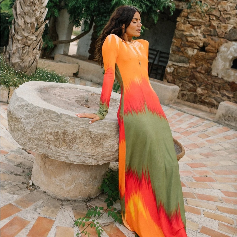 Eywasouls Sam Green Colour Flow long sleeve backless maxi dress